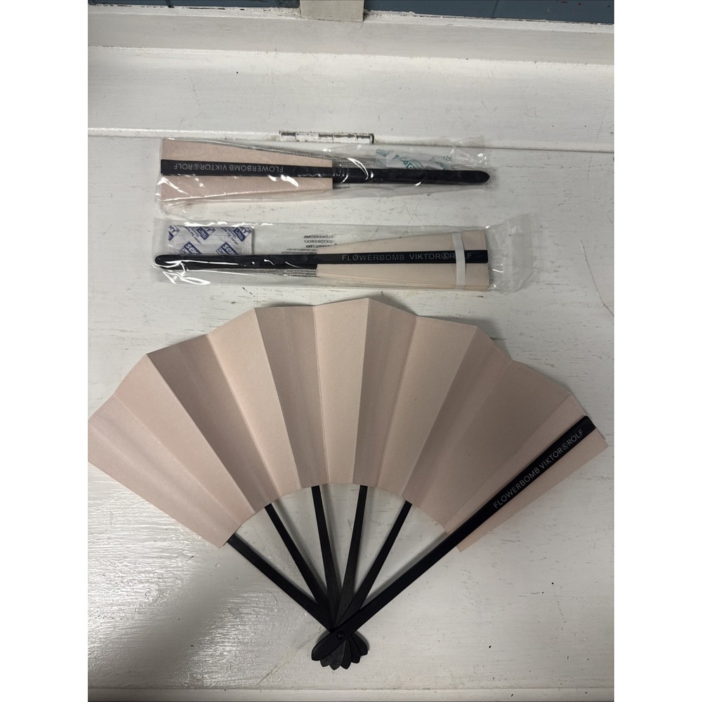 Lot Of 3 Viktor & Rolf Flowerbomb Fan Rare Perfume Co. Promo Items Plastic/Paper